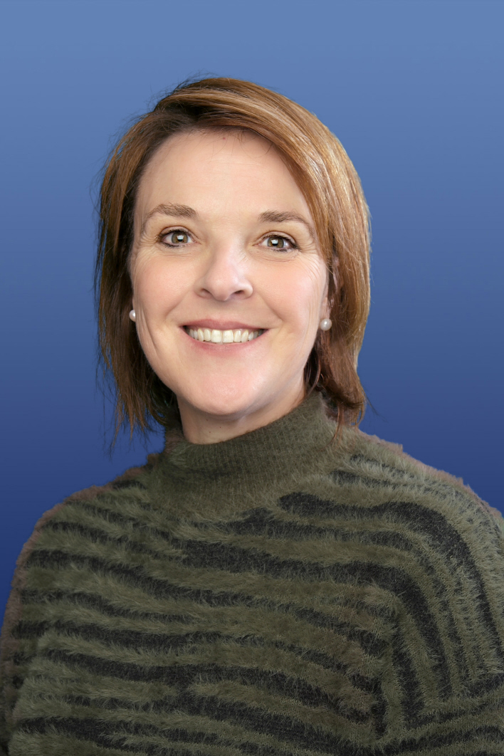 1. Principal - Ezette OLIVIER