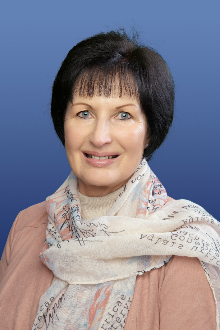 Debbie van der Linde - Finance
