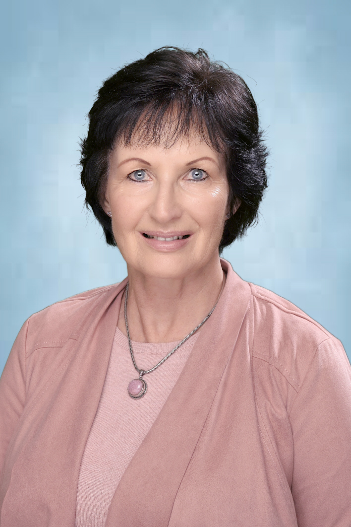 Debbie van der Linde Finance